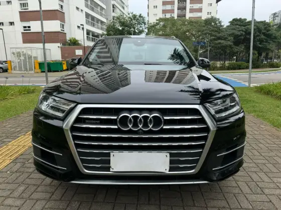 AUDI Q7 2016