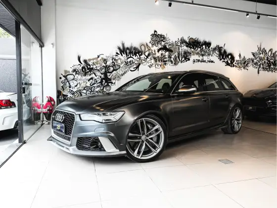 AUDI RS6 2015