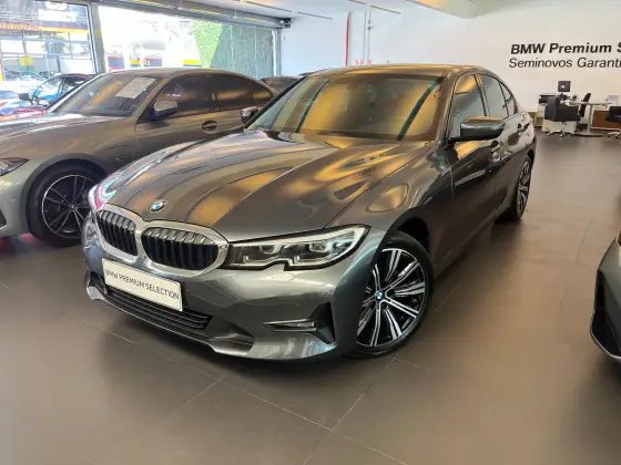 BMW 320i 2021
