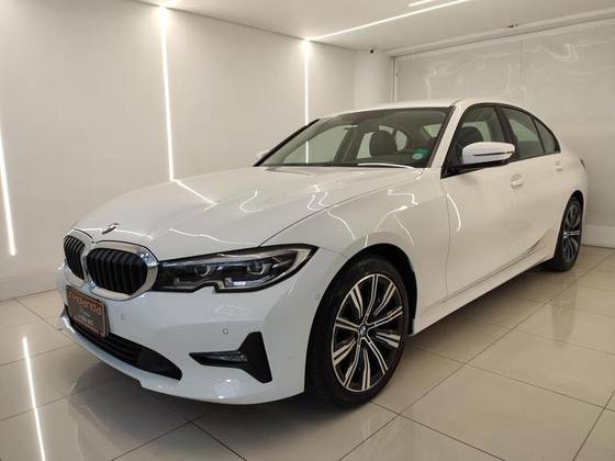 BMW 320i 2021