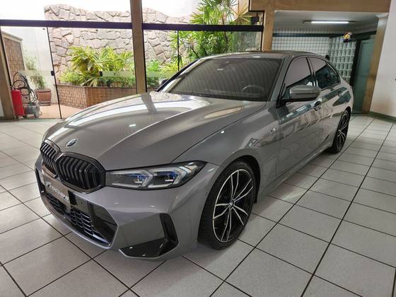 BMW 320i 2023