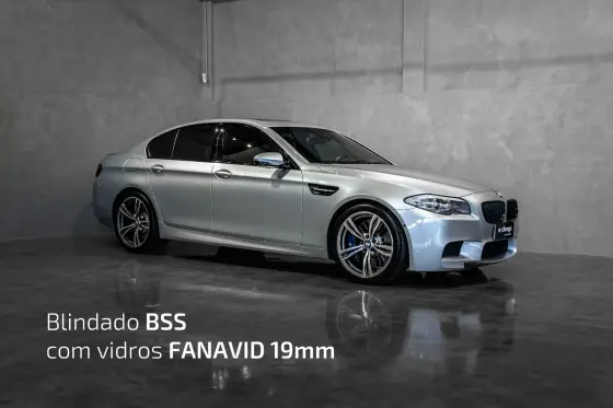 BMW M5 2013