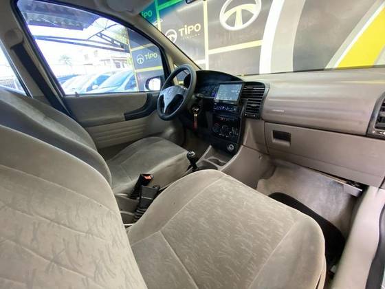 CHEVROLET ZAFIRA 2003
