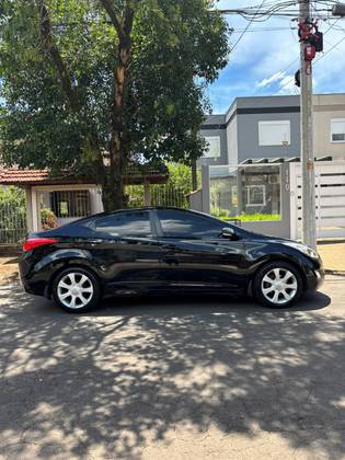 HYUNDAI ELANTRA 2012