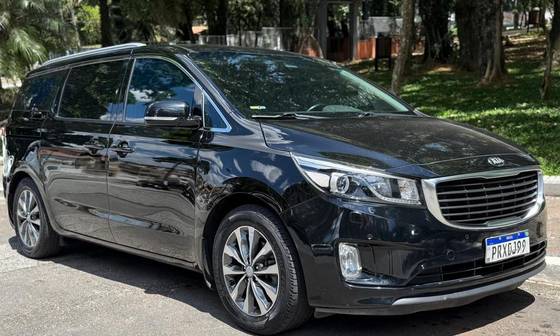 KIA CARNIVAL 2018