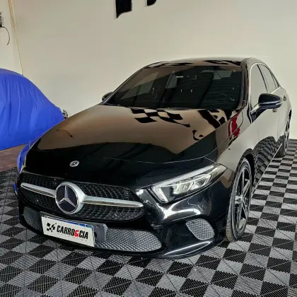 MERCEDES-BENZ A 200 2020