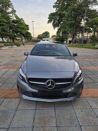 MERCEDES-BENZ A 200 2018