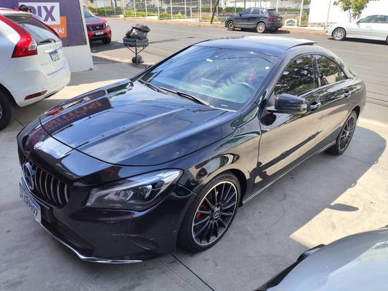 MERCEDES-BENZ CLA 200 2017