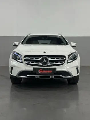 MERCEDES-BENZ GLA 200 2019