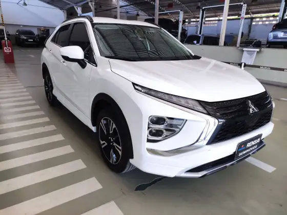 MITSUBISHI ECLIPSE CROSS 2024