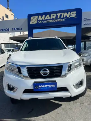 NISSAN FRONTIER 2017