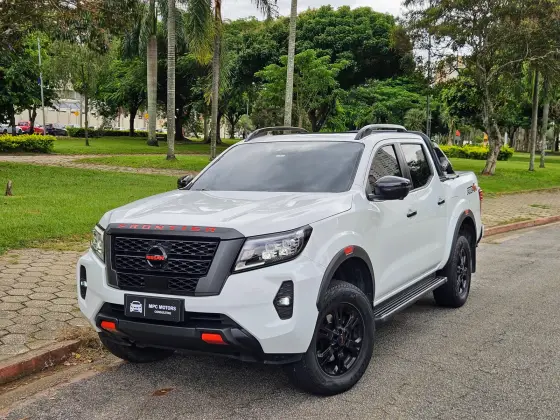 NISSAN FRONTIER 2023