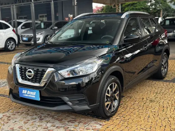 NISSAN KICKS 2019