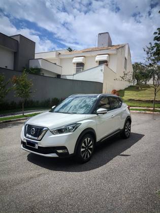 NISSAN KICKS 2017
