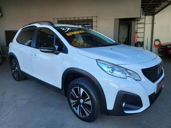 PEUGEOT 2008 2022