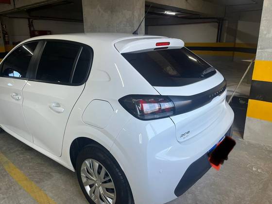 PEUGEOT 208 2023
