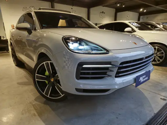 PORSCHE CAYENNE 2023