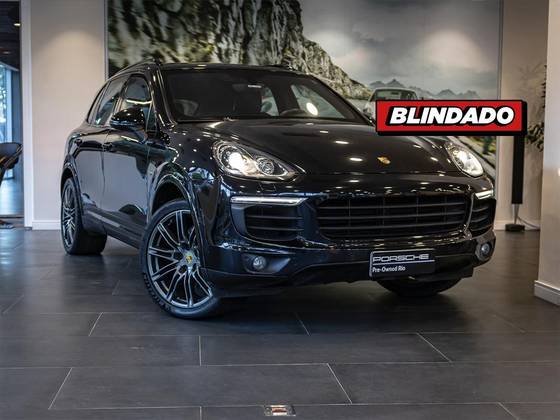 PORSCHE CAYENNE 2018