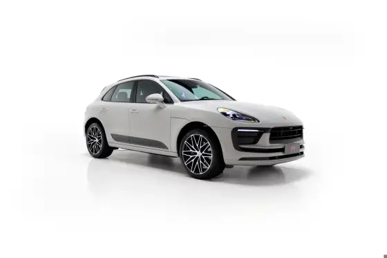 PORSCHE MACAN 2025
