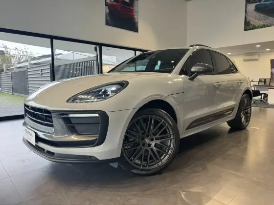 PORSCHE MACAN 2024