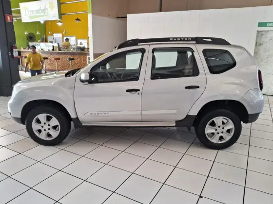 RENAULT DUSTER 2020