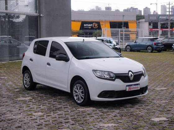 RENAULT SANDERO 2017