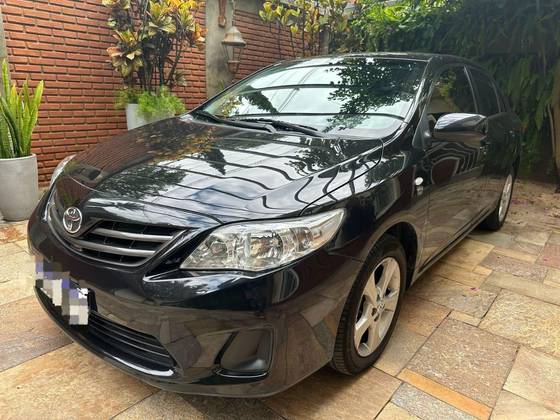 TOYOTA COROLLA 2013