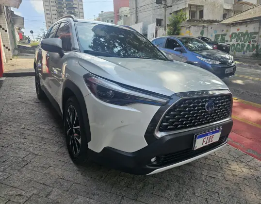 TOYOTA COROLLA CROSS 2023