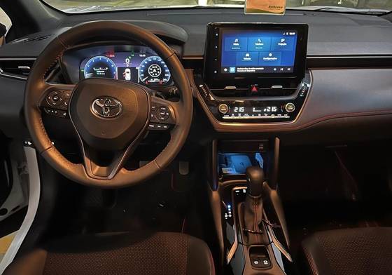 TOYOTA COROLLA CROSS 2025