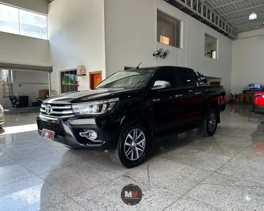 TOYOTA HILUX 2018