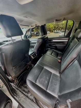 TOYOTA HILUX 2018