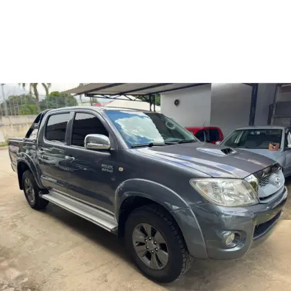TOYOTA HILUX 2010