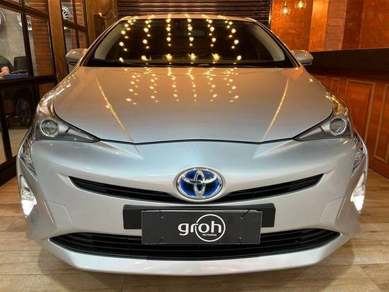 TOYOTA PRIUS 2017