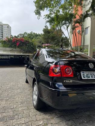 VOLKSWAGEN POLO SEDAN 2008