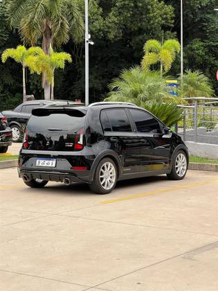 VOLKSWAGEN UP 2020