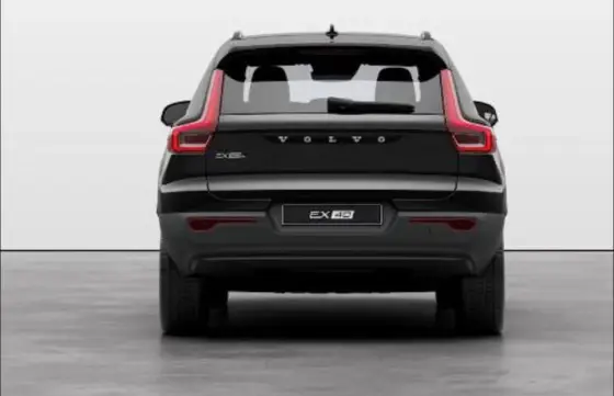 VOLVO EX40 2025