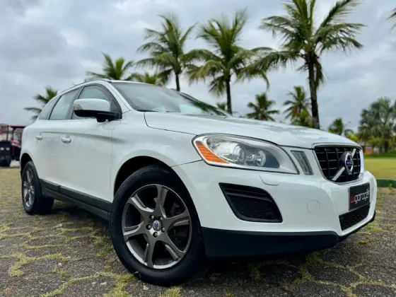 VOLVO XC60 2011