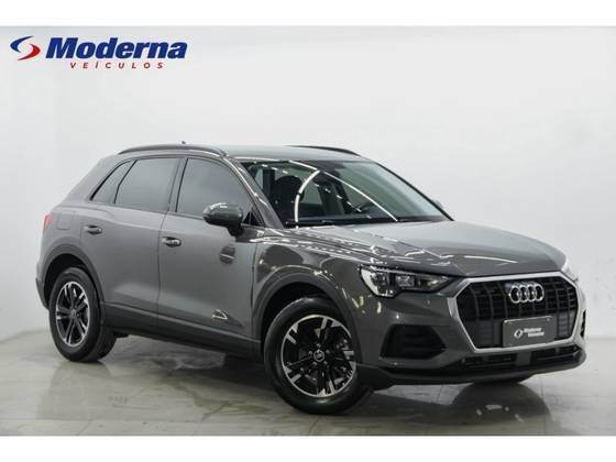 AUDI Q3 2021