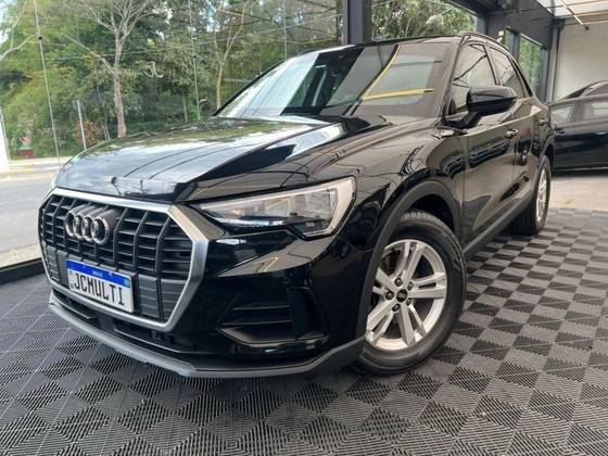 AUDI Q3 2021