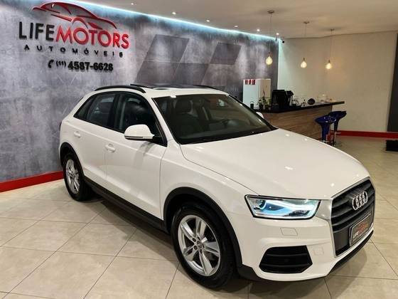 AUDI Q3 2017