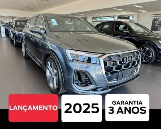 AUDI Q7 2025