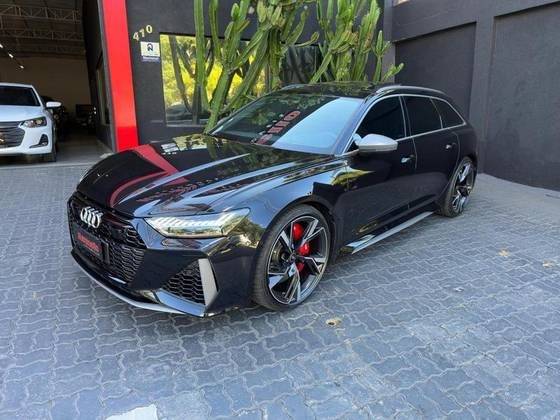 AUDI RS6 2024