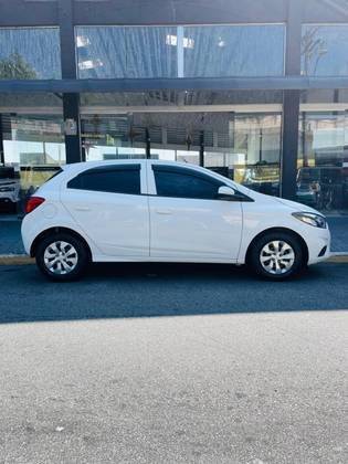 CHEVROLET ONIX 2018