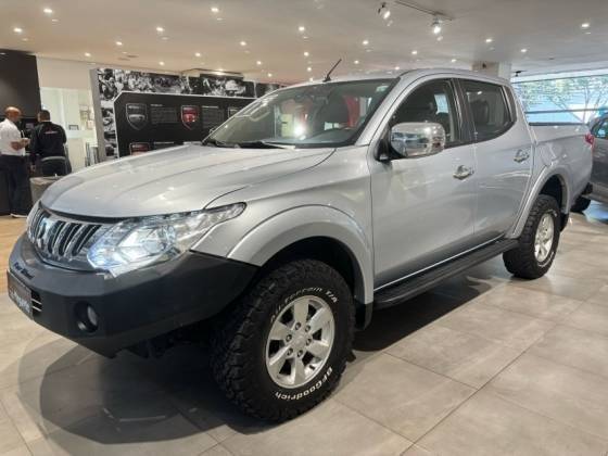 MITSUBISHI L200 TRITON 2017