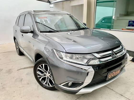 MITSUBISHI OUTLANDER 2017