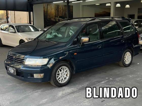 MITSUBISHI SPACE WAGON 2000