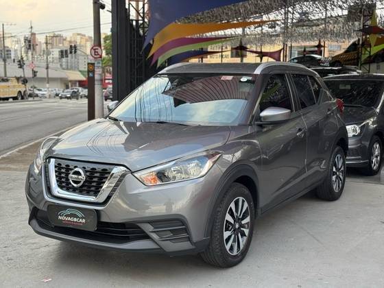 NISSAN KICKS 2019
