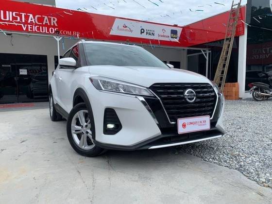 NISSAN KICKS 2022