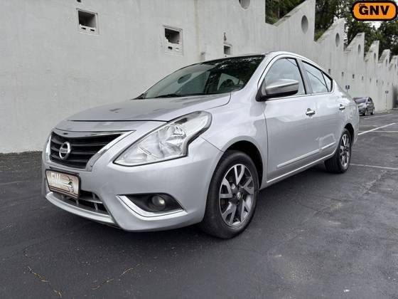 NISSAN VERSA 2016