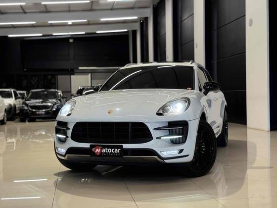 PORSCHE MACAN 2015